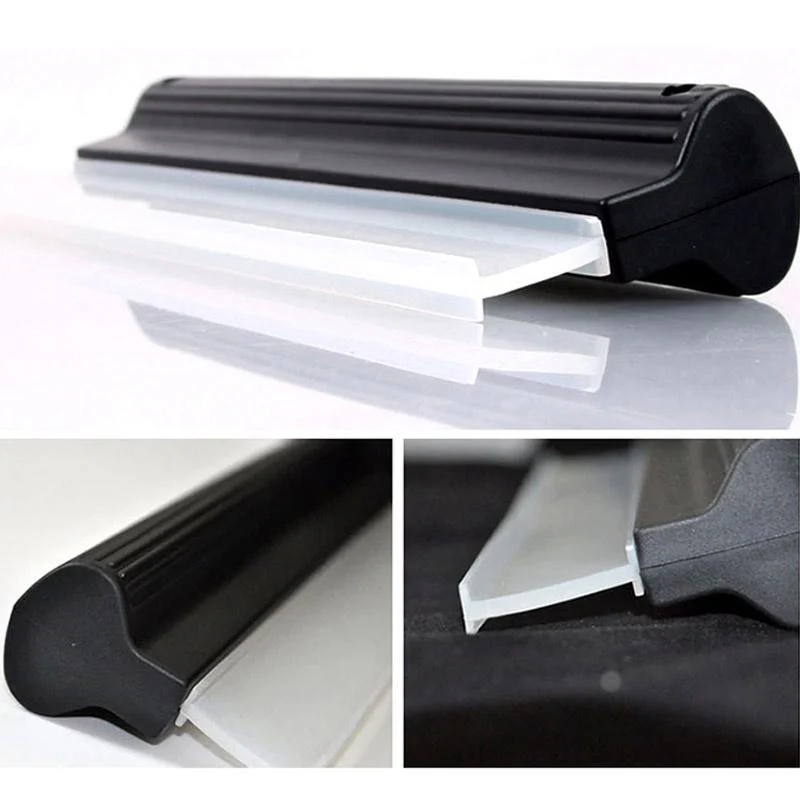 Cleaning Water Squeegee Blades - Image 3